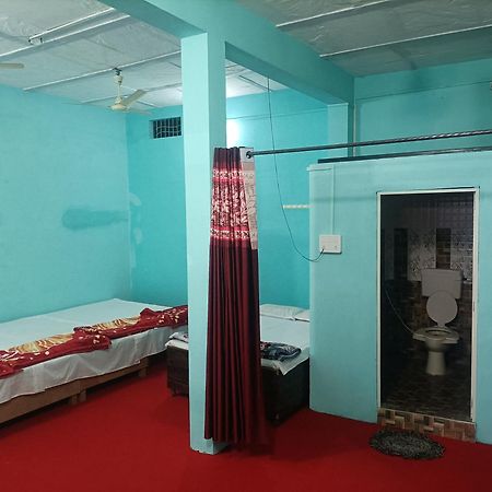 Shri Gamya Guest House Ujjain Ngoại thất bức ảnh