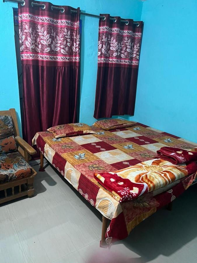 Shri Gamya Guest House Ujjain Ngoại thất bức ảnh