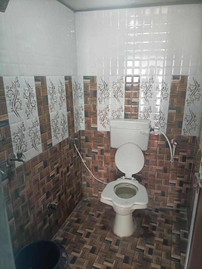 Shri Gamya Guest House Ujjain Ngoại thất bức ảnh