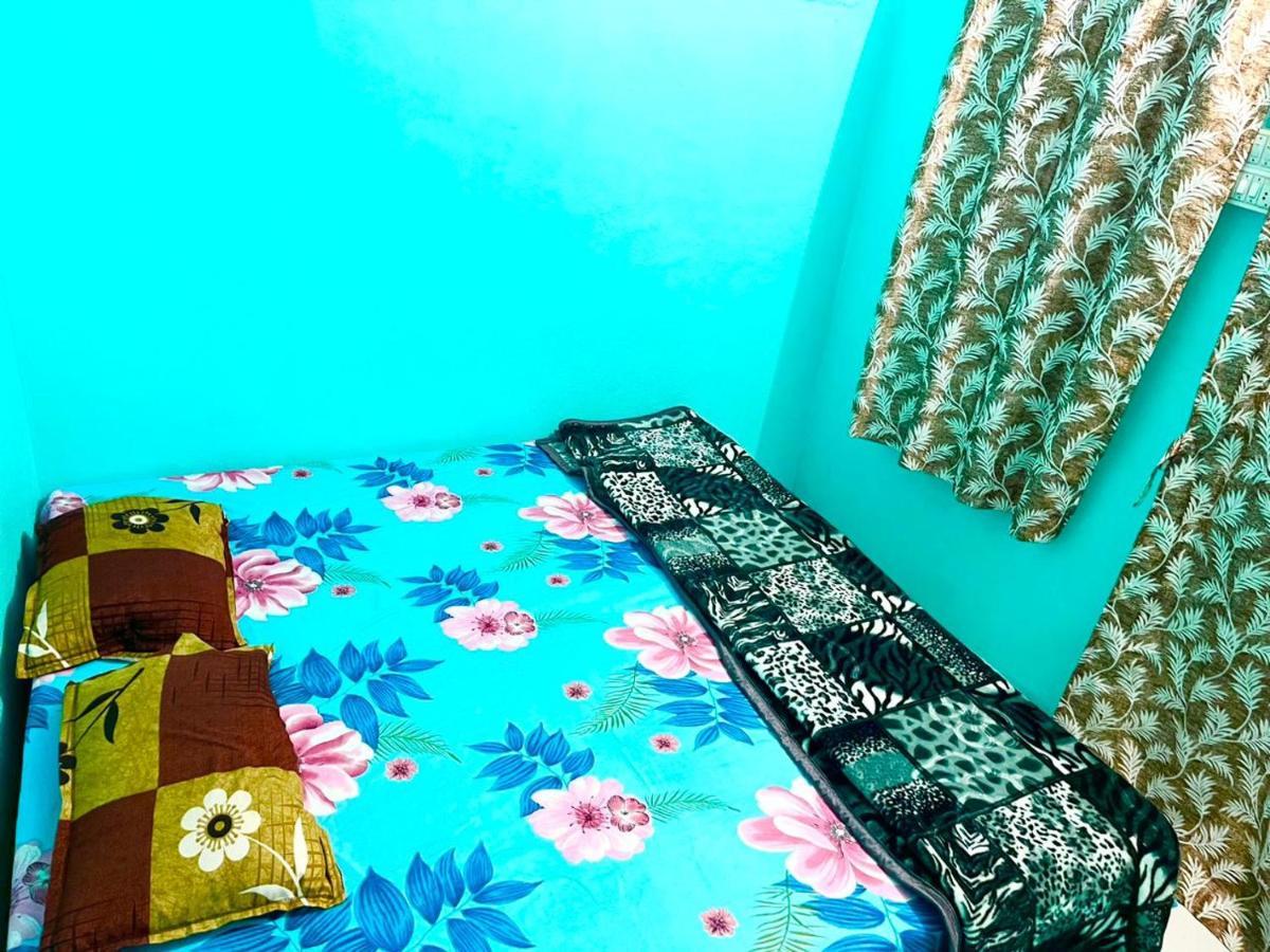 Shri Gamya Guest House Ujjain Ngoại thất bức ảnh